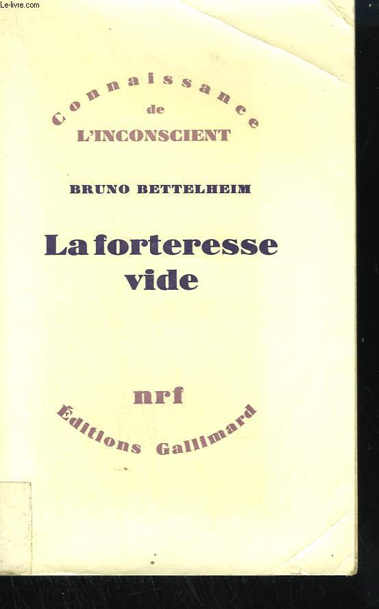LA FORTERESSE VIDE.